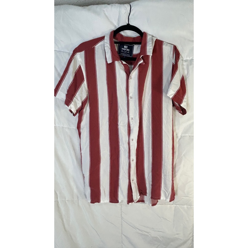 MBX Premium Goods Mens Red White Stripe Short Sleeve Button Up Shirt Size Medium
